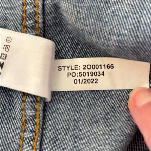 Vineyard Vines Jean Jacket Size XS - Picture 7 of 10